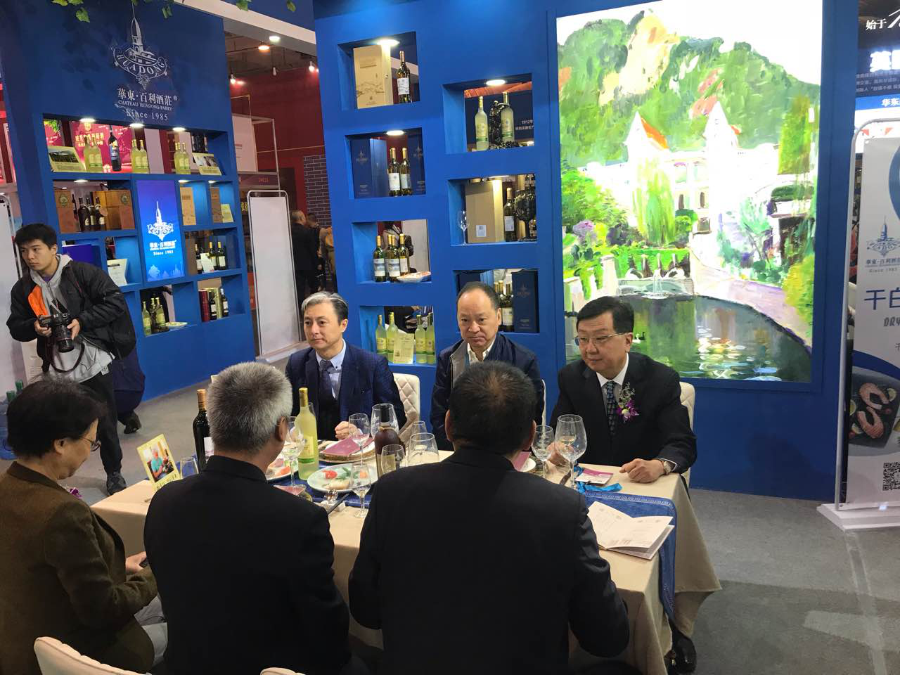 1542607909527025.png 图片4.png